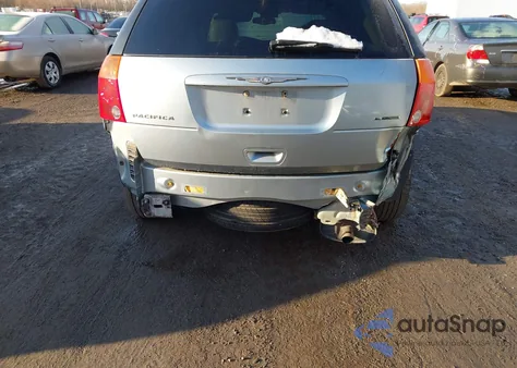 2004 Chrysler Pacifica из США, поврежденный, VIN 2C8GF68454R567290